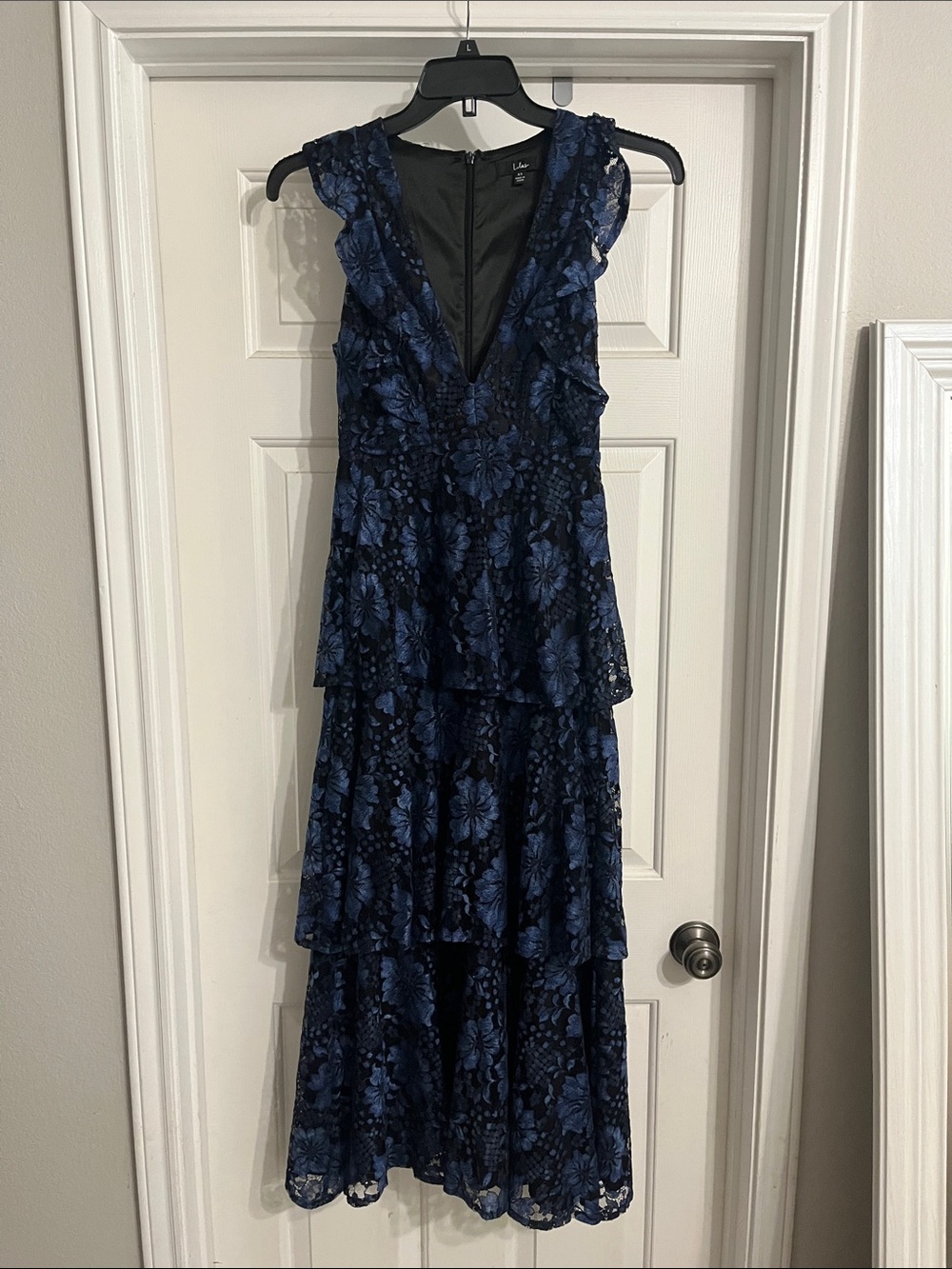 Lulu's Navy Floral Lace Tiered V-Neck Maxi Dress
